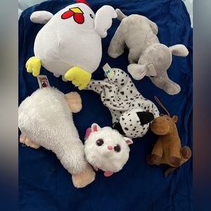Stuffed animal bundle